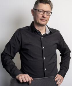 King Expert Center Portret Foto